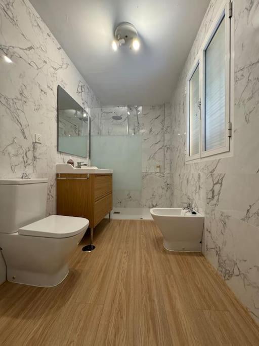 Apartamento En San Bernardo, El Barrio Torero Sevilla Eksteriør bilde